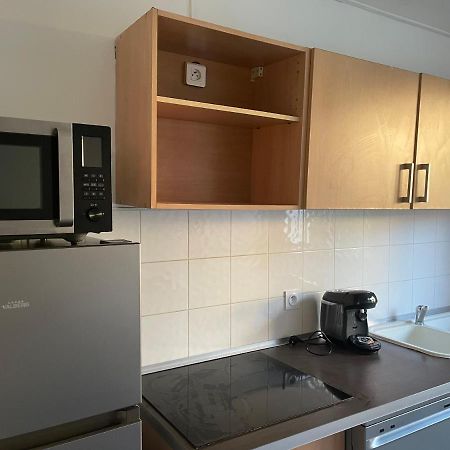 Cozy Oasis: Quiet 2-Room Apartment with Terrace and Free Parking Toulouse Exterior photo