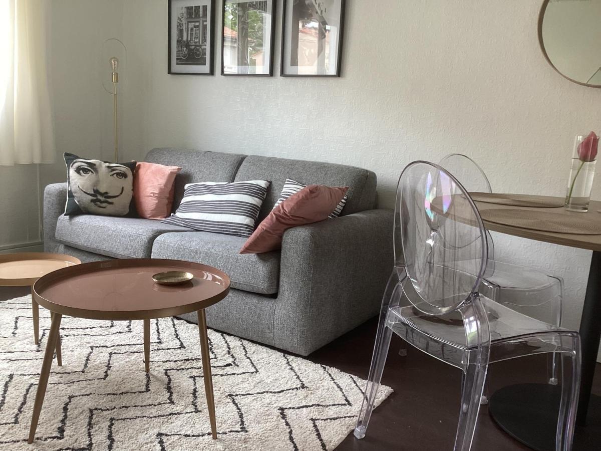 Cozy Oasis: Quiet 2-Room Apartment with Terrace and Free Parking Toulouse Exterior photo