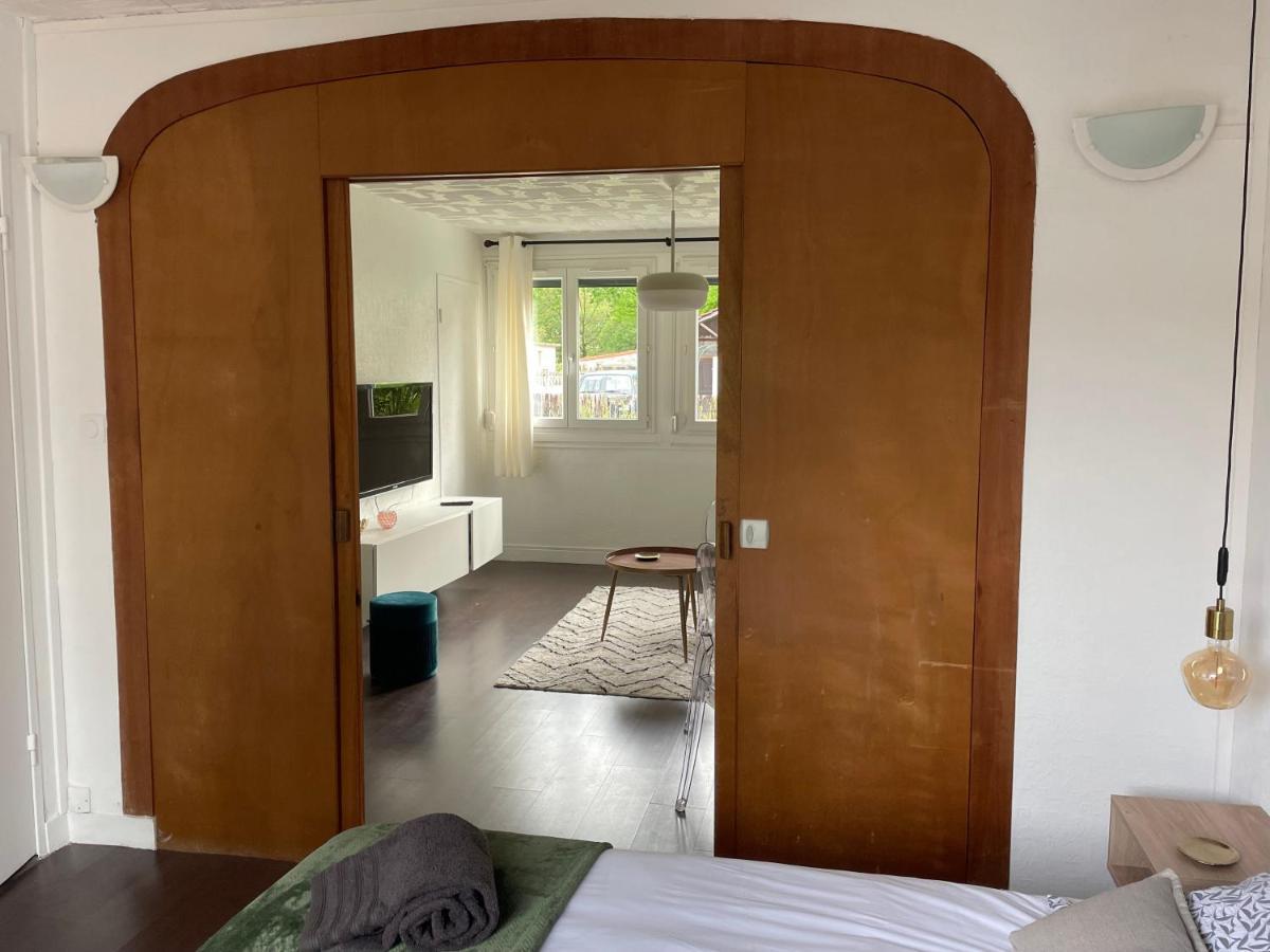 Cozy Oasis: Quiet 2-Room Apartment with Terrace and Free Parking Toulouse Exterior photo